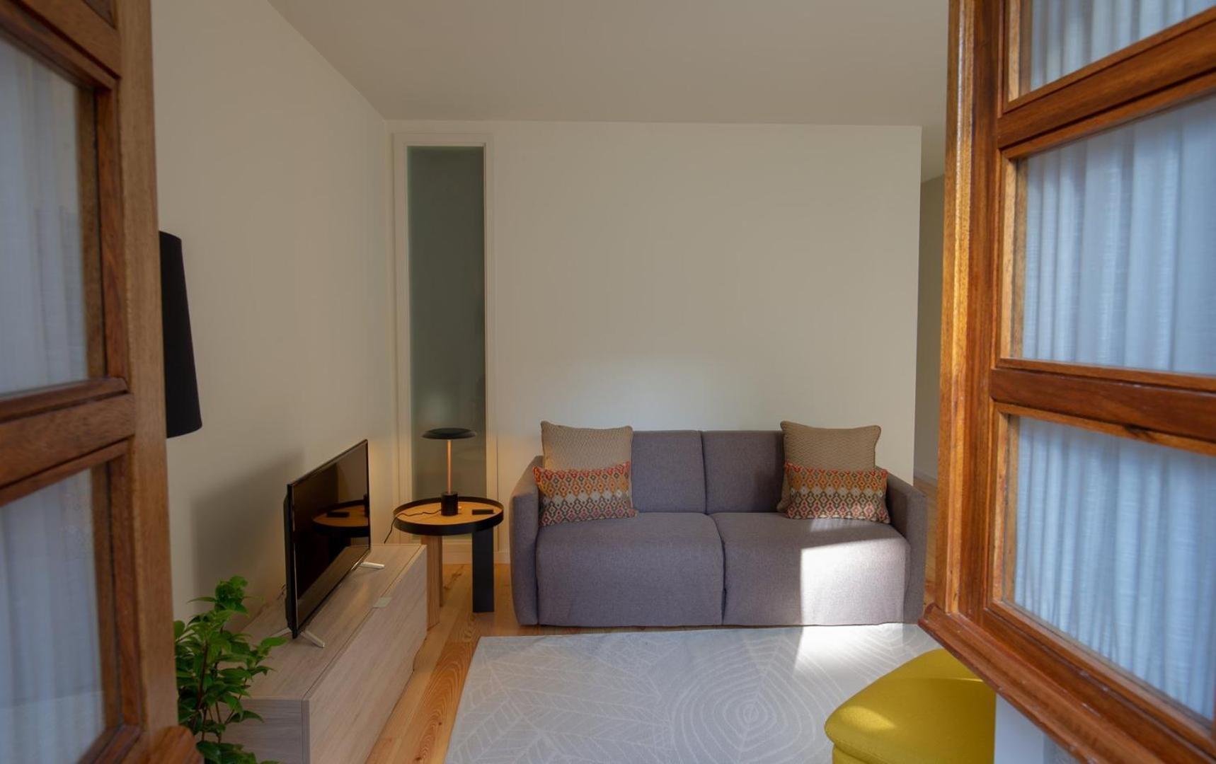 Guestready - Catorze De Outubro Houses II บีลาโนวาเดกายา ภายนอก รูปภาพ