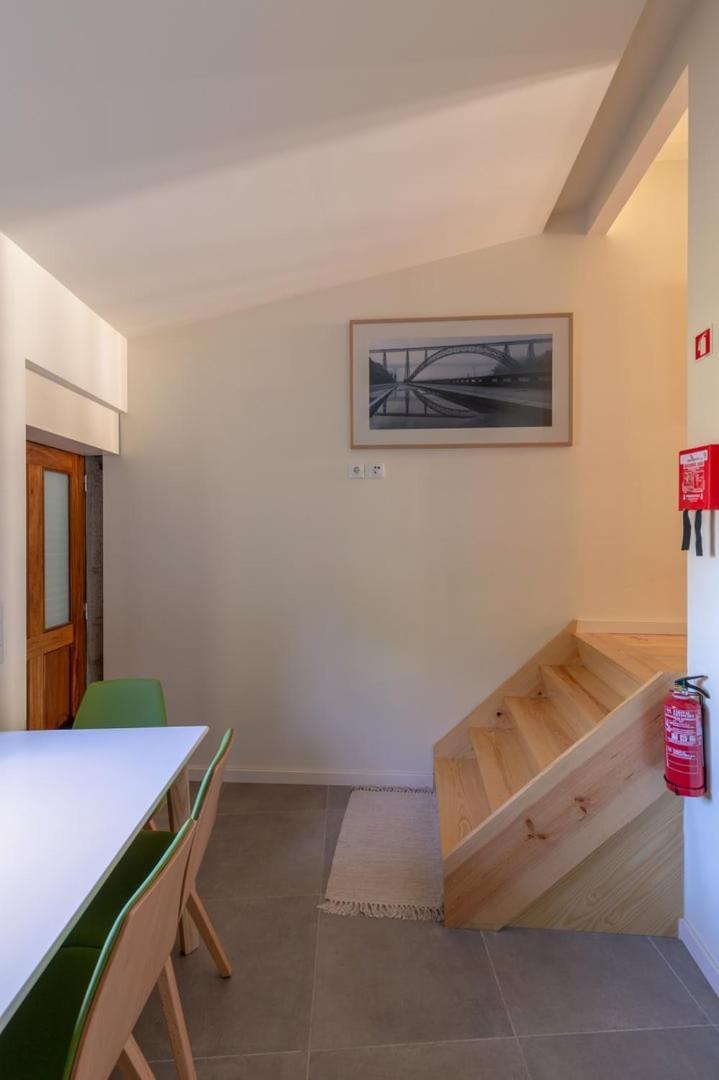 Guestready - Catorze De Outubro Houses II บีลาโนวาเดกายา ภายนอก รูปภาพ