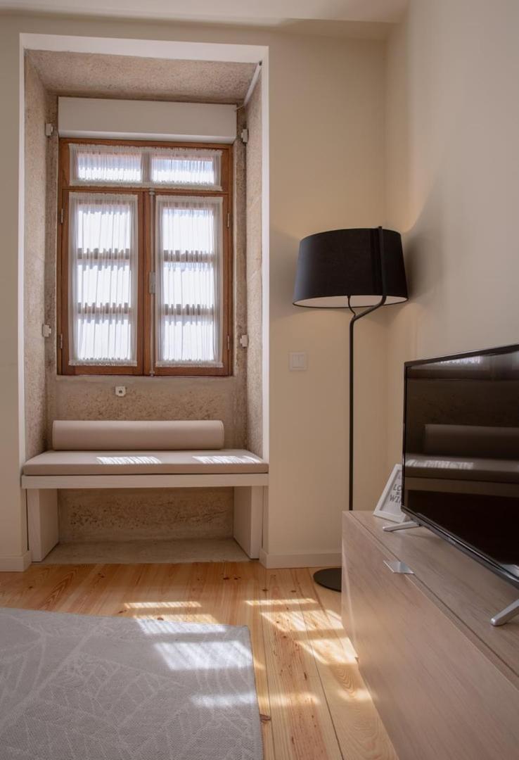 Guestready - Catorze De Outubro Houses II บีลาโนวาเดกายา ภายนอก รูปภาพ